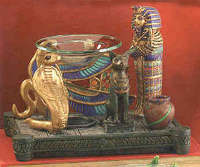 *  YOU  WANT  LARGE  ?  WELL  HERE  IS  A  LARGE  COBRA,  MUMMY  AND  CAT  FRAGRANCE  OIL  WARMER  YOU  WILL  JUST  HAVE  TO  HAVE  !